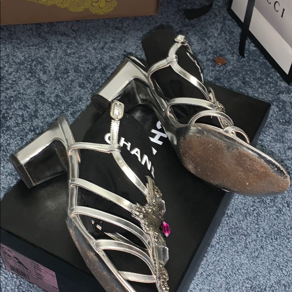 Authentic Chanel size 40 - Picture 7 of 8